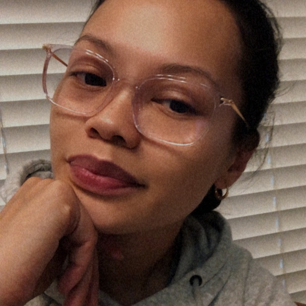 Meet your Posher, Amparo